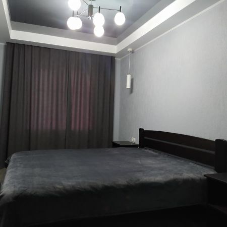 2Rooms Apartment - 181 Gogol Street Zaporizhia Exterior photo